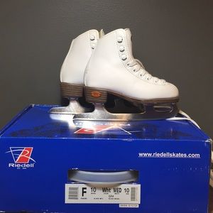 Little Girls J10 Riedell Figureskates, ice skates